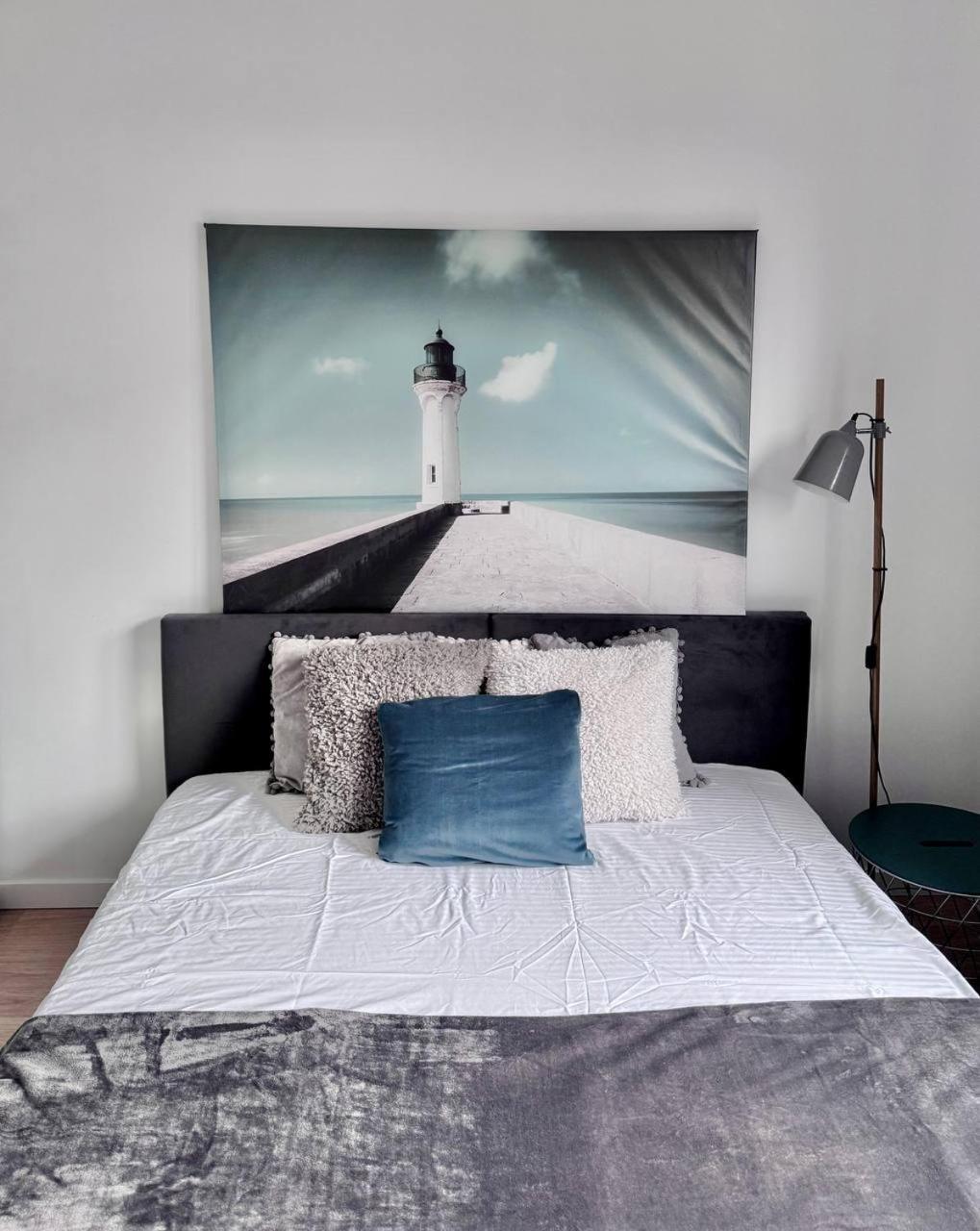 C- Home4U - Apartment With A City View Close To Aquapark, Parking In Secured Area Cracovia Esterno foto